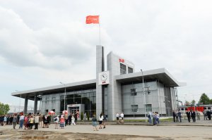 В Киришах открылся обновлённый железнодорожный вокзал